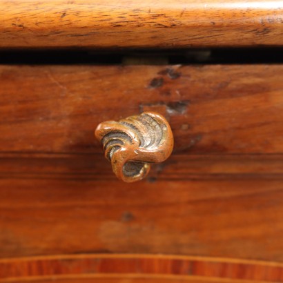 Table de chevet baroque