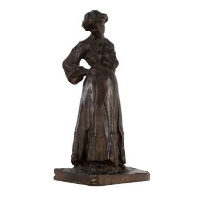 Figura de dama de bronce de Francesco Pasanisi