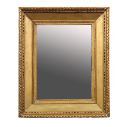 Espejo dorado con estilo